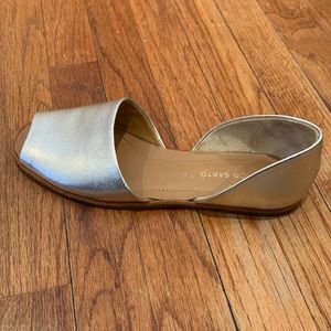 Franco Sarto Gold Metallic Loafers Sleek Minimalist Design
